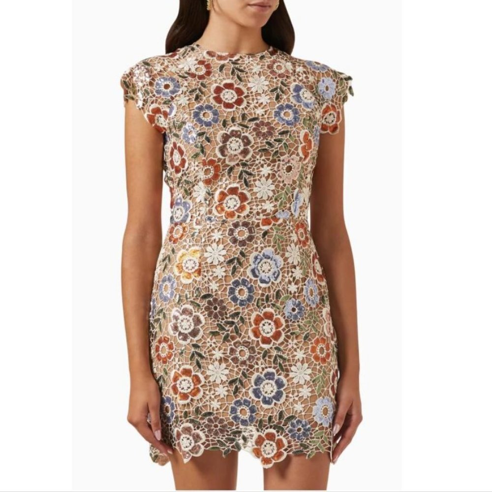 Elliatt  Geode Dress Perfect for Holiday Party - Picture 3 of 7